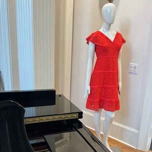 Chic Scarlet Lace Mini Dress